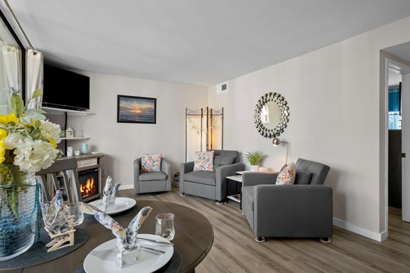 Chairs that open to sleep 